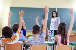 class-raising-hands-1024x682